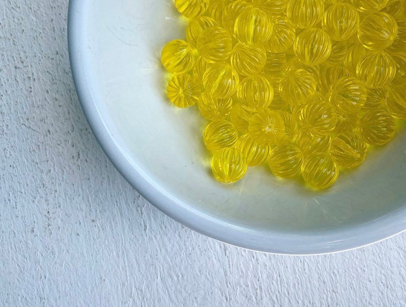 Vintage Lucite Yellow Corrugated Fluted Round Beads 12mm 12 Etsy