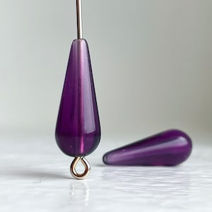 Vintage Purple Lucite Drop Beads 20mm Teardrop 20 image 1