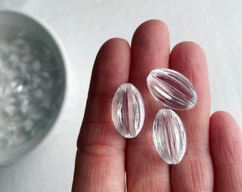 Fluted Crystal Acrylic Oval Beads Clear 19mm (16)