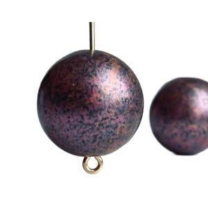 Vintage Lucite Beads Metallic Red Speckled Round Beads 18mm (8)