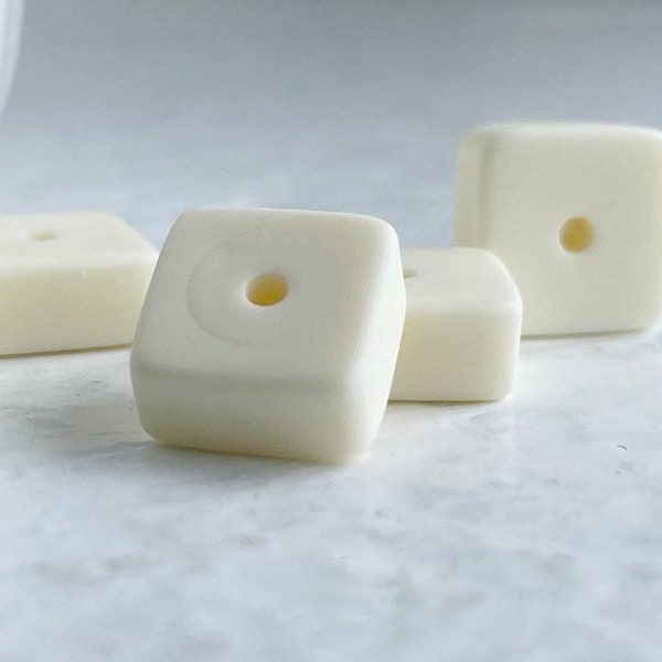 Vintage Cream Tan Ivory Matte Square Spacer Beads 10mm (16)