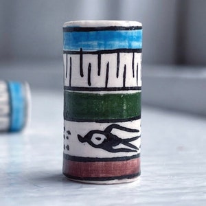Hand Painted Peruvian Ceramic Porcelain Oval Red Green Blue Bird Beads 18mm (6)