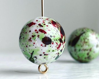 Green Black Rust Speckled Splattered Round Acrylic Beads 16mm (14)