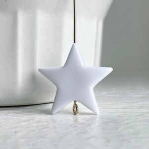 Vintage White Lucite Star Beads 28mm 8 image 6