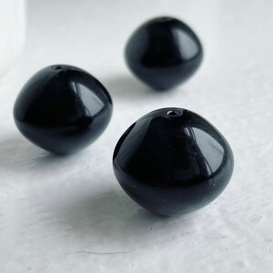 Vintage Chunky Black Lucite Bicone Beads 20mm 8 image 7