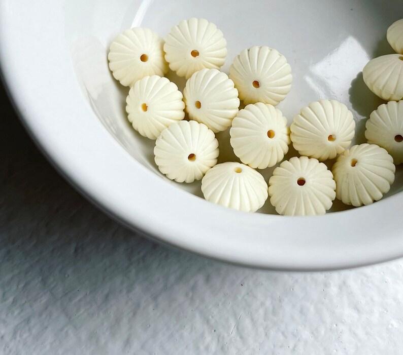 Vintage Lucite Ivory Etched Opaque Fluted Saucer Beads 14mm 12 image 5