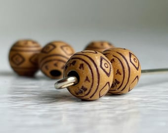 Carved Etched Brown Black Round Acrylic Beads 7mm (50)