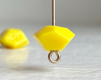 Yellow Beveled Acrylic Saucer Beads 12mm (20)