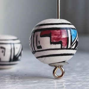 Hand Painted Peruvian Ceramic Porcelain Round White Red Blue Black Beads 14mm (6)