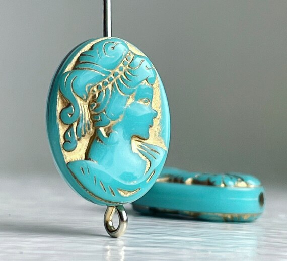 Cameo beads deals