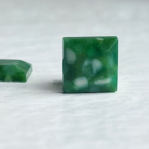Vintage Verde Branco Salpicado Quadrado Lucite Gem Facetada Cabochões Flatbacks 8mm (20)
