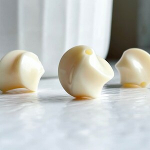 Ivory Fluted Round Twisted Acrylic Beads 14mm 16 image 7