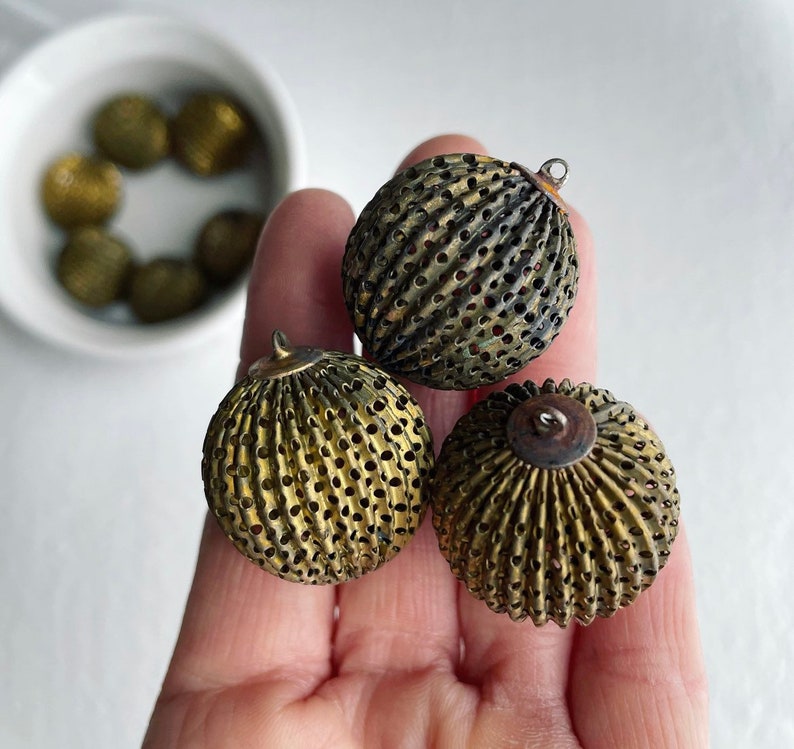 Vintage Fluted Round Large Mesh Brass Beads Corrugated Melon Charms Pendants 29mm 2 image 1