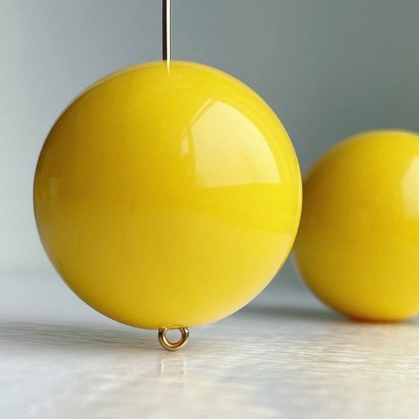 HUGE CHUNKY Yellow Round Acrylic Beads 30mm (2)