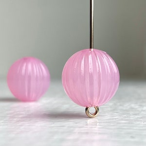 14 Light Pink Fluted Round Acrylic Beads 14mm