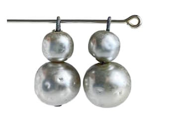 Vintage Japanese Pearl Pearly Glass Bead Charms Pendants Japan 23mm (8)