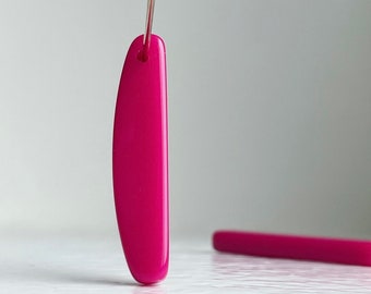 Vintage Hot Pink Lucite Curved Oval Pendant Drop Beads 36mm (8)