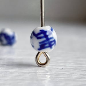 Hand Painted Porcelain Blue White Round Beads 5mm (6)