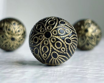 Carved Round Black Gold Acrylic Beads Etched 18mm (10)