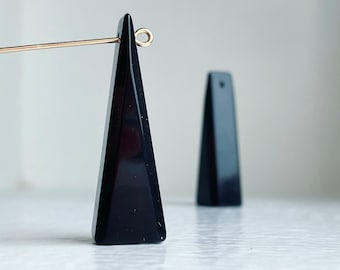 Vintage Black Beveled Lucite Triangle Pendant Drops Teardrops 38mm (6)