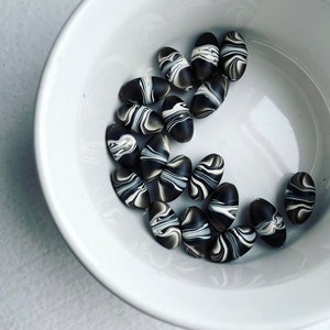 12 Vintage Angelskin Acrylic Nugget Beads – 25x18mm Matte Finish (6110)