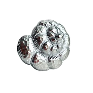 Vintage lucite schelp nautiluszilver gesneden cabochons cabines plaksteen 39 mm (4) naar links