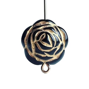Etched Acrylic Black Gold Flower Rose Beads 16mm (10)