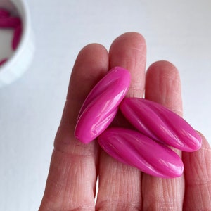 Vintage Lucite Beads Hot Pink Fluted Oval Twist Italy 30mm 10 image 2