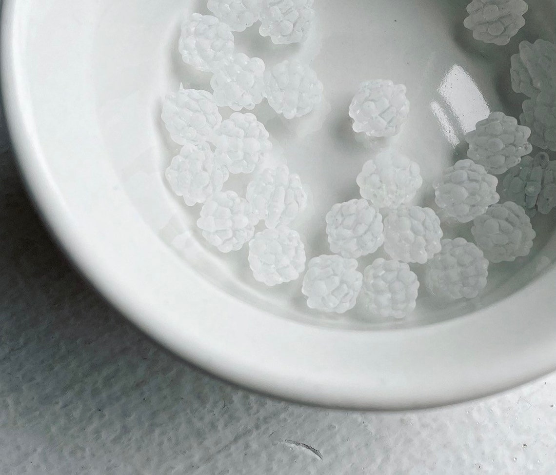 Milky Crystal Bumpy Round Acrylic Beads 12mm (16) - Etsy