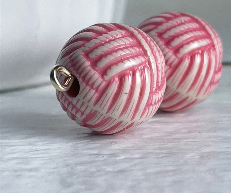 Carved Round Pink Cream Knot Acrylic Beads 14mm 10 image 3