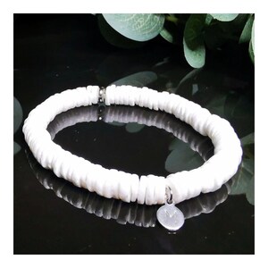 Pulsera de concha - chapada en oro/plata, letra colgante en relieve, pulsera de pareja, pulsera de amistad, pulsera de mujer, pulsera con nombre
