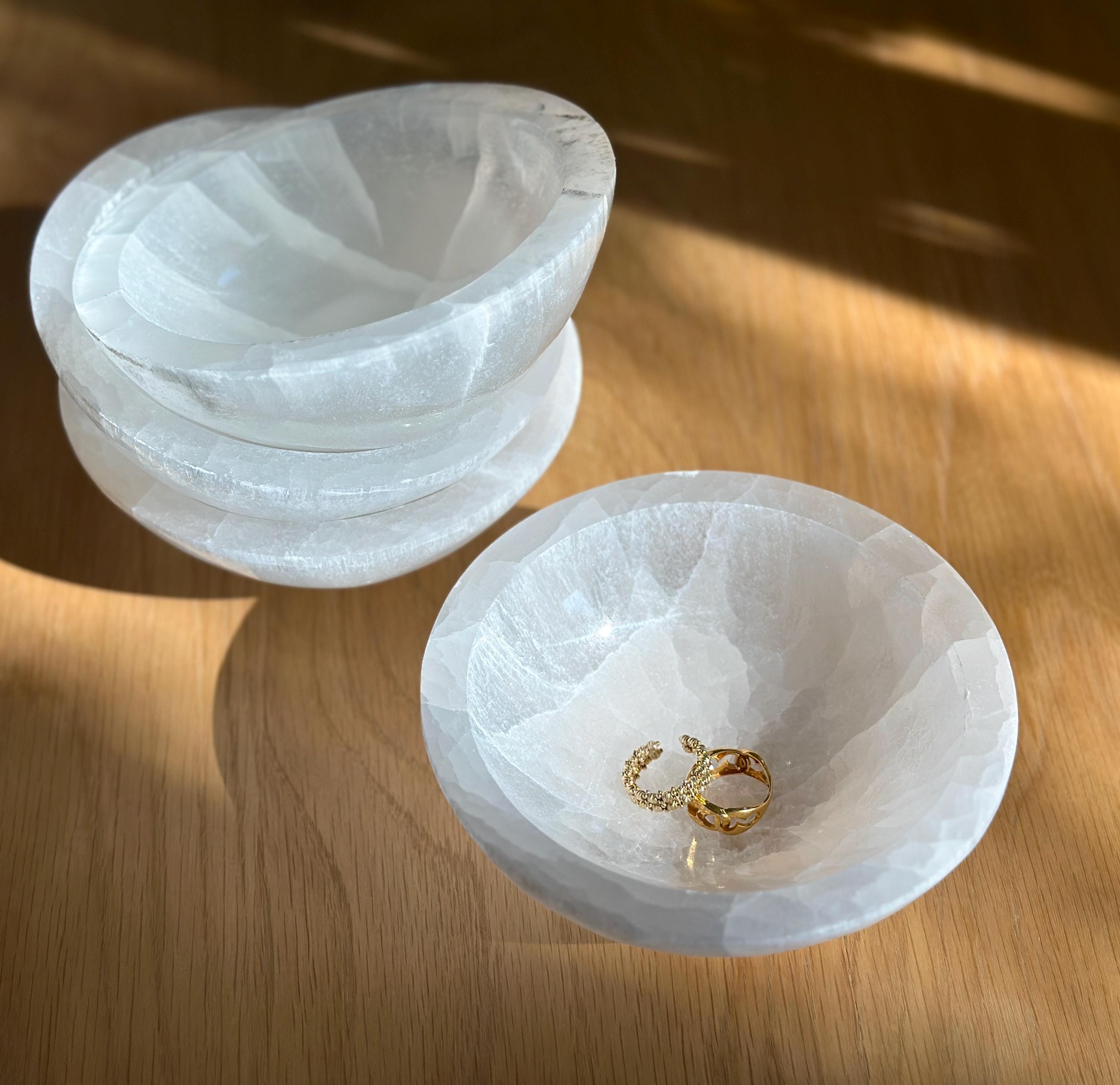 Selenite Bowl, Large Crystal Charging Bowl for Cleansing Stones, Jewelry Tray, Ring Holder, Coffee Table Decor, Gift for Her