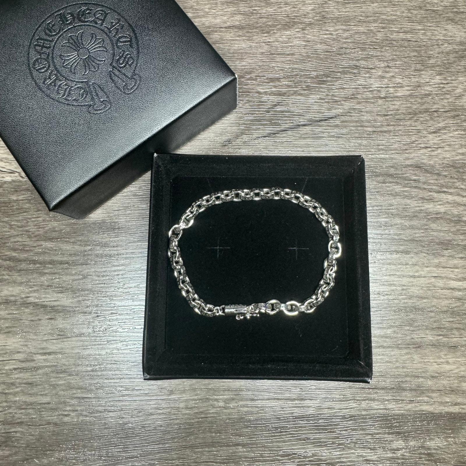 Vivienne westwood bracelet with safety pin - Etsy 日本