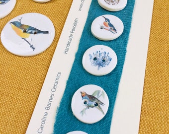 Porcelain bird buttons