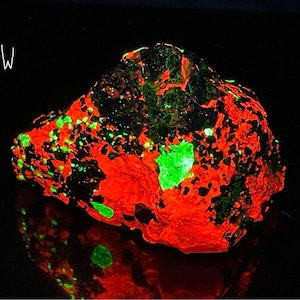 Willemite Calcite Franklinite UV Fluorescent Mineral Sample Sterling Hill NJ E7