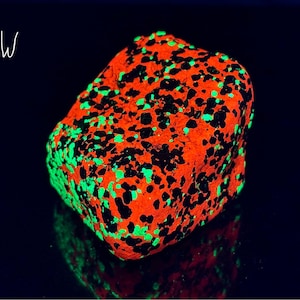 Willemite Calcite Franklinite UV Fluorescent Mineral Sample Sterling Hill NJ E21