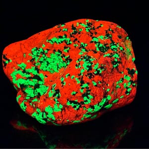 Willemite Calcite Franklinite UV Fluorescent Mineral Sample Sterling Hill NJ E122