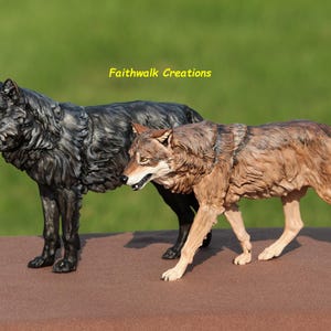 3D Printed Hand Painted Grey Wolf Figurine, 1:6 scale