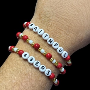 Stapelbare armbanden voor voetbalteams van San Francisco.