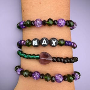 Max Inspirerat armbandsset | Personligt armbandsset inspirerat av Underlandet | Anpassat namnarmband | 4-delat karaktärssmycke