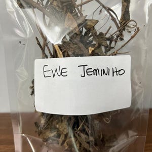 Ewe Jeminiho leaf/ Answered me leaf
