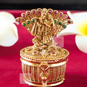 Beautiful Designer Indian Temple Rajwadi Polish Sindoor Kumkum Box Adorned with Radha Krishna / Pooja Accessory / Sindoor Dabbi