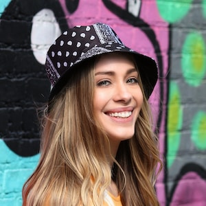 Black Paisley Hat, Unisex Bucket Hat, Men&#39;s Hat, Summer Hat For Men, Surfer Hat, Sewn Hat, Handmade Hat, Crushable Hat