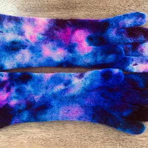 Hand-Dyed Cashmere Blend Knit Gloves: Purple Pink Winter Mittens image 9