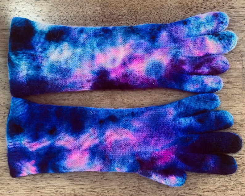 Hand-Dyed Cashmere Blend Knit Gloves: Purple Pink Winter Mittens image 10