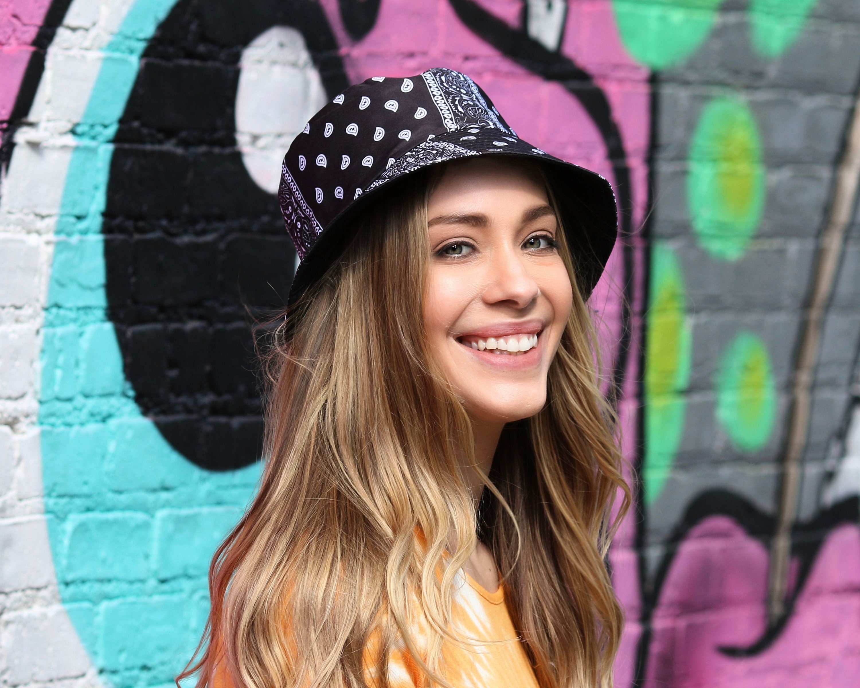 Double Sided Wide Brim Graffiti Bucket Hat For Men And Women XXXL