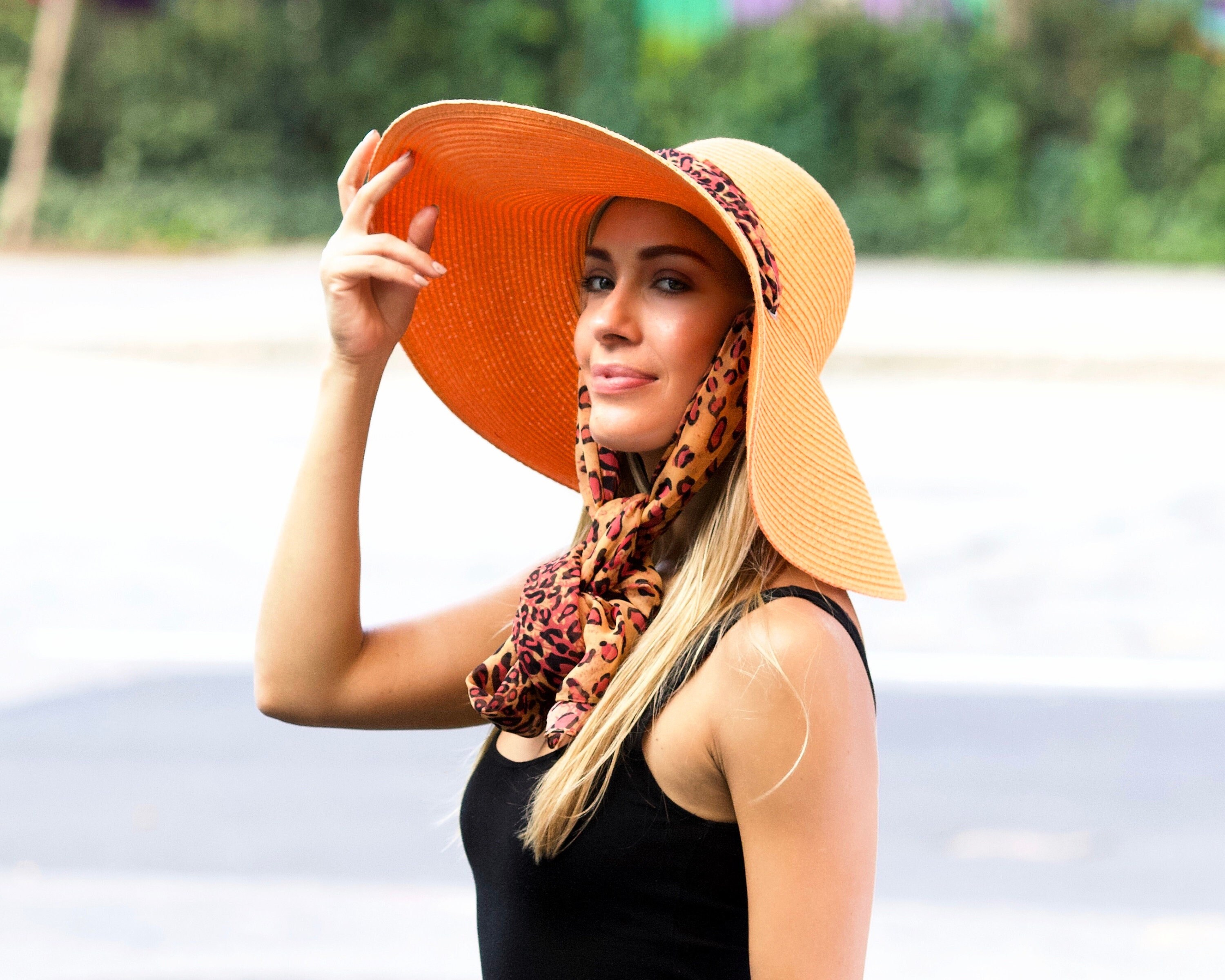 Oversized Sunhat, Women's 6 inch Brim Floppy Straw Hat, Colorful Beach Hat with Scarf, Floppy Sunhat, Wide Brim Summer Hat with Leopard Ties