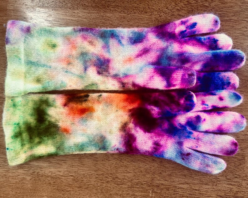 Hand-Dyed Cashmere Blend Knit Gloves: Purple Pink Winter Mittens image 7