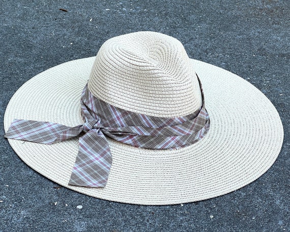 Wide Brimmed Sunhat, Sunblock Hat, Packable Hat, Crushable Hat Travel Hat Straw Beach Hat Women's Hat Music Festival Hat