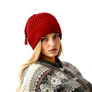 Melt The Ice Hat, Red Knit Protest Hat immagine 5